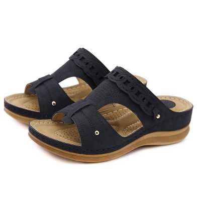 New thick soled slope heel slippers European and American fashion hollow summer female gladiator beach slippers T2730 7